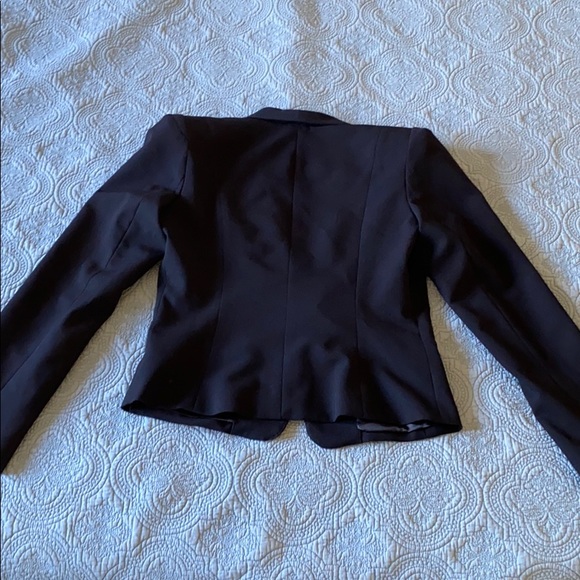 Structured Black Blazer - Picture 6 of 7